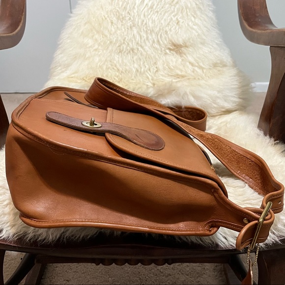 Vintage Coach NYC Carrier Messenger Shoulder Bag British Tan Rare - Picture 4 of 7